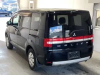 Mitsubishi DELICA D5 лот № 2010 оценка 3.5  с аукциона в Японии 4
