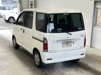 Daihatsu Atrai Wagon лот № 2050 оценка 3.5  с аукциона в Японии 4