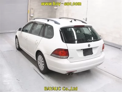 Volkswagen GOLF VARIANT