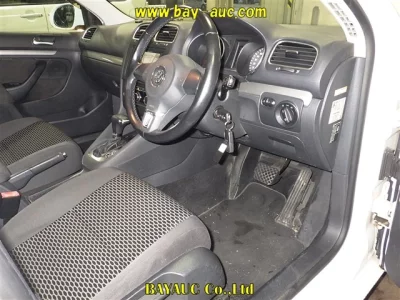 Volkswagen GOLF VARIANT