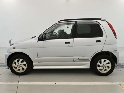 Daihatsu TERIOS KID  с аукциона в Японии