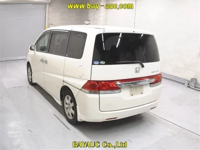 Honda STEP WAGON  с аукциона в Японии