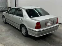 Toyota PROGRES лот № 20039 оценка 4  с аукциона в Японии 1