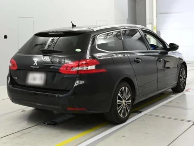 Peugeot 308  с аукциона в Японии