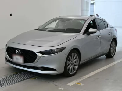 Mazda MAZDA3  с аукциона в Японии