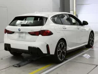 BMW 1-Series лот № 38054 оценка 5  с аукциона в Японии 1