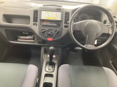 Mitsubishi LANCER VAN