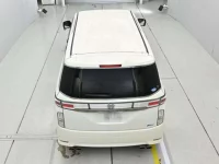 Nissan ELGRAND лот № 10064 оценка 4.5  с аукциона в Японии 7