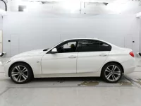 BMW 3-Series лот № 38061 оценка 3  с аукциона в Японии 3
