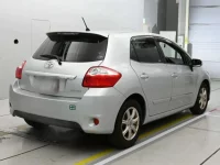 Toyota AURIS лот № 10068 оценка 4.5  с аукциона в Японии 1