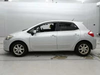 Toyota AURIS лот № 10068 оценка 4.5  с аукциона в Японии 3
