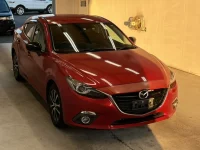 Mazda AXELA лот № 1019 оценка 3  с аукциона в Японии 3