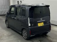 Honda N BOX лот № 65 оценка 4  с аукциона в Японии 1