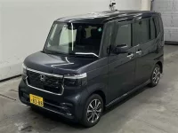 Honda N BOX лот № 65 оценка 4  с аукциона в Японии 3