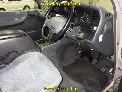 Toyota HIACE VAN  с аукциона в Японии