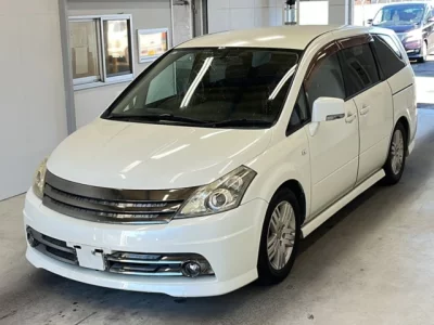 Nissan PRESAGE  с аукциона в Японии