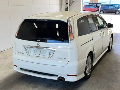 Nissan PRESAGE  с аукциона в Японии