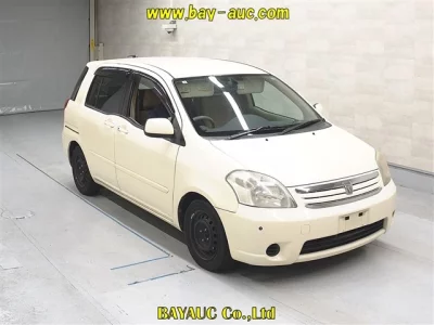 Toyota RAUM  с аукциона в Японии