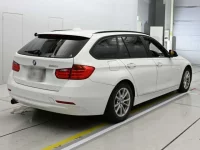 BMW 3-Series лот № 38085 оценка 4  с аукциона в Японии 1