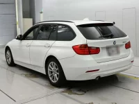 BMW 3-Series лот № 38085 оценка 4  с аукциона в Японии 5