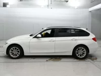 BMW 3-Series лот № 38085 оценка 4  с аукциона в Японии 3