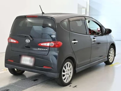Daihatsu SONICA