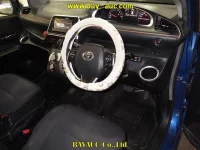 Toyota SIENTA лот № 10028 оценка R  с аукциона в Японии 2