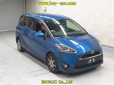 Toyota SIENTA  с аукциона в Японии