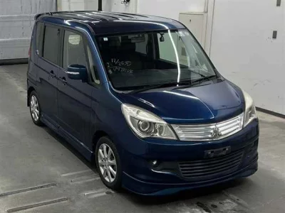 Mitsubishi DELICA D2