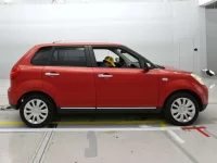 Mazda VERISA лот № 10110 оценка 3.5  с аукциона в Японии 2