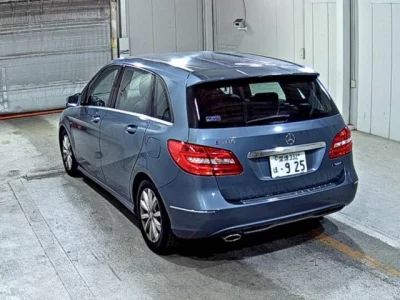 Mercedes-Benz B CLASS