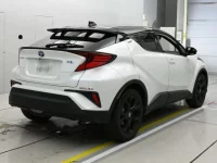 Toyota C-HR лот № 36088 оценка 5  с аукциона в Японии 1