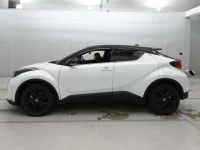 Toyota C-HR лот № 36088 оценка 5  с аукциона в Японии 3