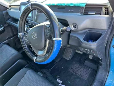 Honda FREED  с аукциона в Японии