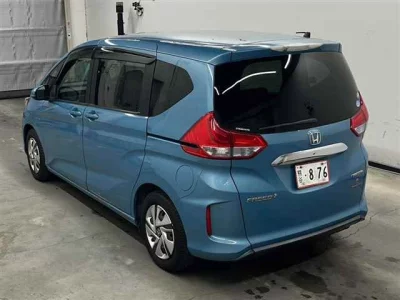 Honda FREED  с аукциона в Японии