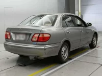 Nissan SYLPHY лот № 10113 оценка 3.5  с аукциона в Японии 1