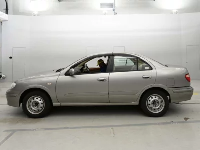 Nissan SYLPHY  с аукциона в Японии
