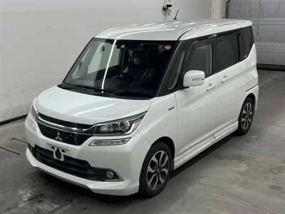 Mitsubishi DELICA D2