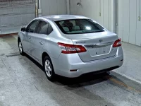 Nissan SYLPHY лот № 8014 оценка 3.5  с аукциона в Японии 1