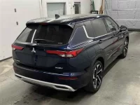 Mitsubishi OUTLANDER PHEV лот № 15079 оценка 4.5  с аукциона в Японии 4