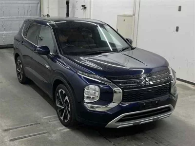 Mitsubishi OUTLANDER PHEV  с аукциона в Японии