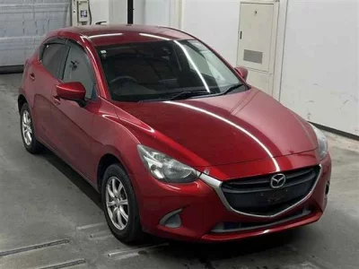 Mazda DEMIO  с аукциона в Японии