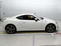 Toyota 86 лот № 36101 оценка 4.5  с аукциона в Японии 2