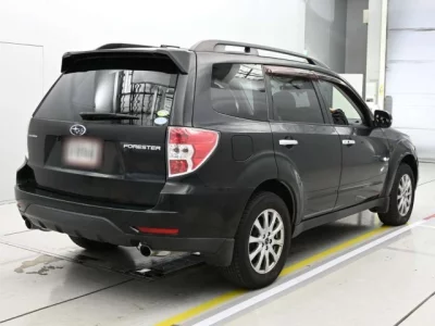 Subaru FORESTER  с аукциона в Японии