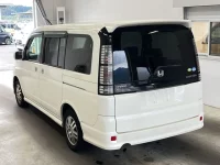 Honda STEP WAGON лот № 1159 оценка 3.5  с аукциона в Японии 4