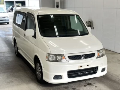 Honda STEP WAGON  с аукциона в Японии