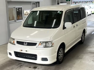 Honda STEP WAGON  с аукциона в Японии