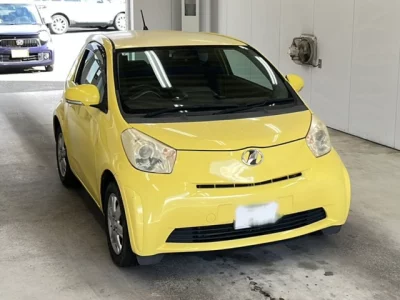 Toyota IQ
