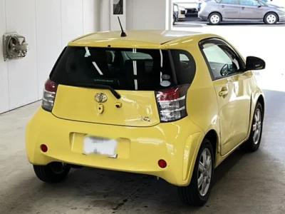 Toyota IQ