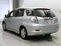 Honda FIT SHUTTLE лот № 10163 оценка 3.5  с аукциона в Японии 5